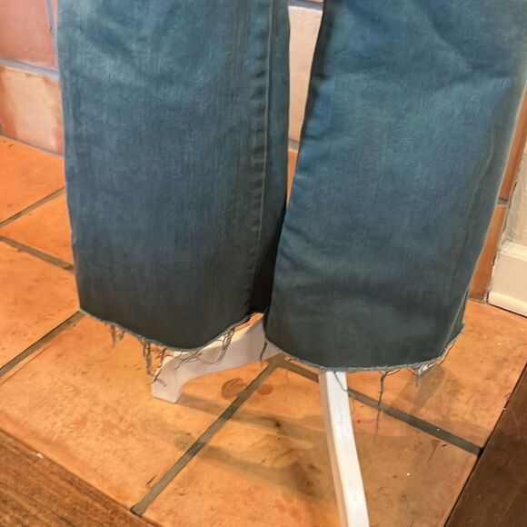 Veronica Beard Carson Ankle Flare High Rise, Green Garden Topiary, size 31 - Picture 3 of 11